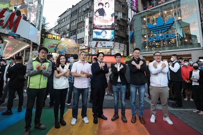 赖清德西门町宣讲：1218回家做主，做自己的主人。摘自赖清德脸书