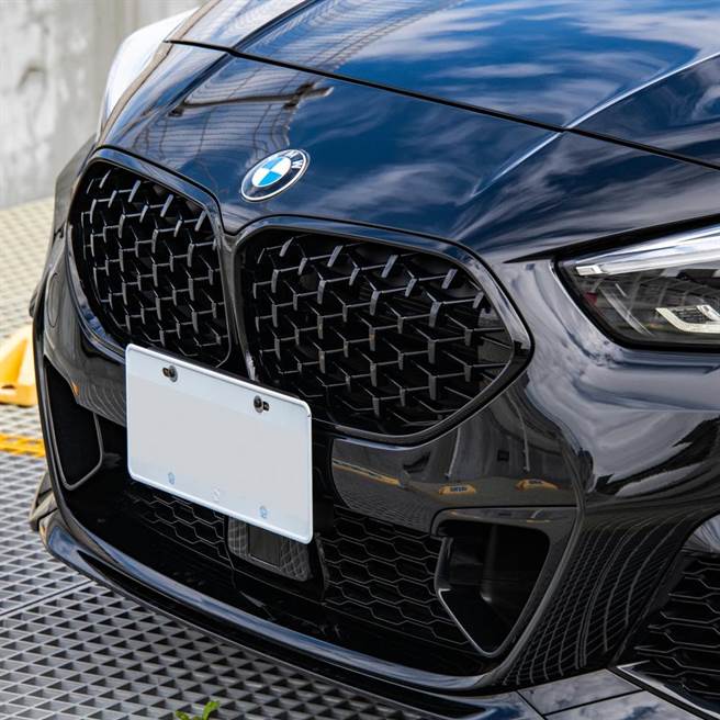 M款空力套件。（陈大任摄）