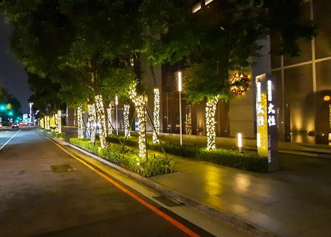 建设局长陈大田欢迎民眾、社区、企业、商家及各机关团体提出申请，共同打造台中耀眼街景。（台中市政府提供／陈世宗台中传真）