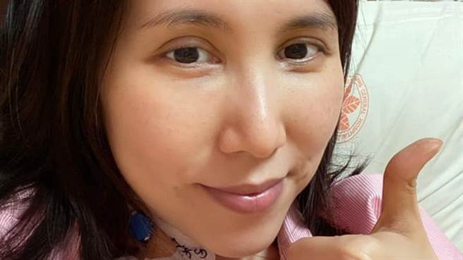 余天近日接受媒体採访时透露了余苑绮的病况。（图／FB@余苑绮 Chichi）