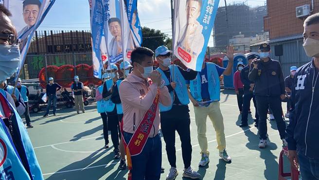 台中第二选区立法委员候选人顏宽恒成立龙井后援会。（顏宽恒服务处提供／陈淑芬台中传真）