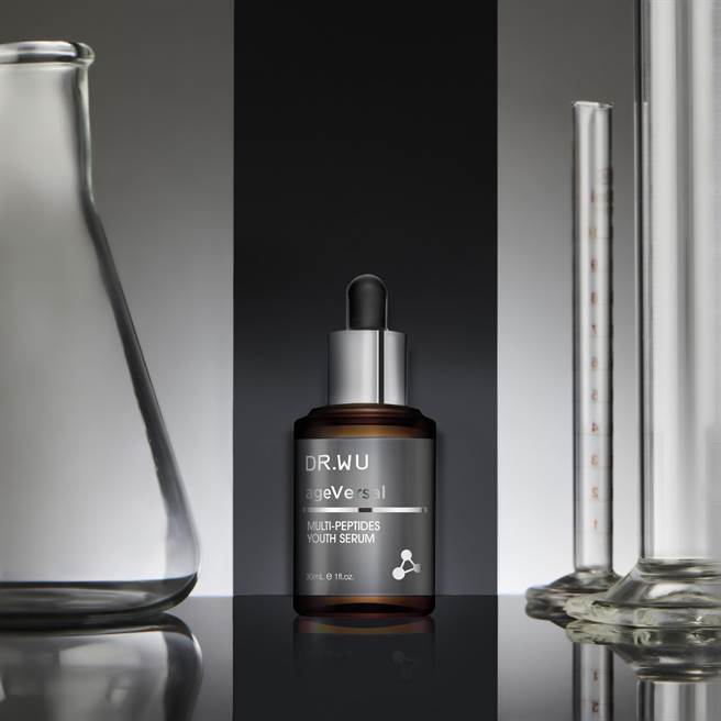 DR.WU 超逆龄多肽修復精华情境图。（DR.WU提供）