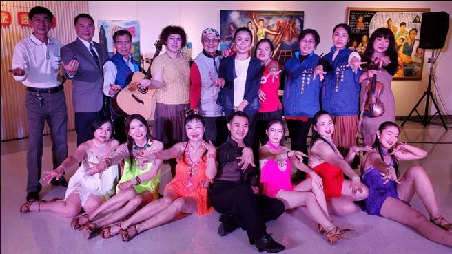 高雄市科学美育协会会员联展开展。（主办单位提供）