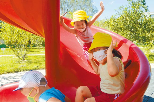 韩国人口拉紧报图╱美联社