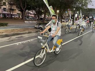 1218公投》綠高巿議員擬參選人單車遊行宣講 高呼四個不同意