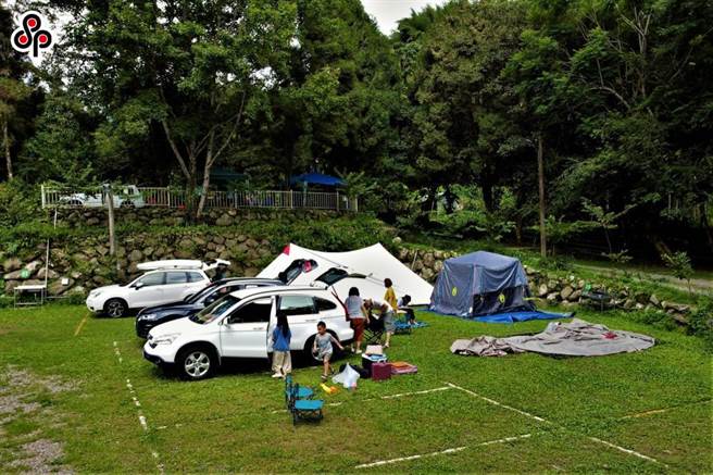 新冠肺炎疫情影响，露营因空间宽广、独立受到民眾青睐，露营人数不减反增。（本报资料照片）