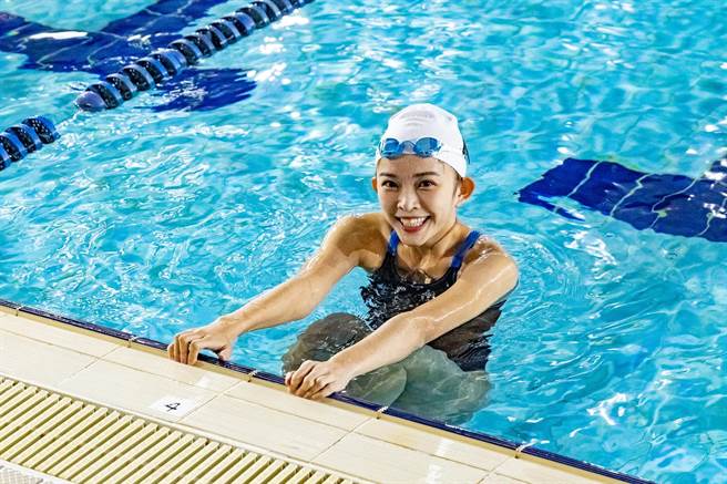 林颖乐在游泳项目成绩惊人，打趴所有男选手。（台视提供）