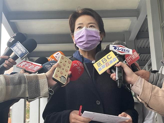 台北市副市長黃珊珊今視察中研院，並接受媒體聯訪。（楊亞璇攝）