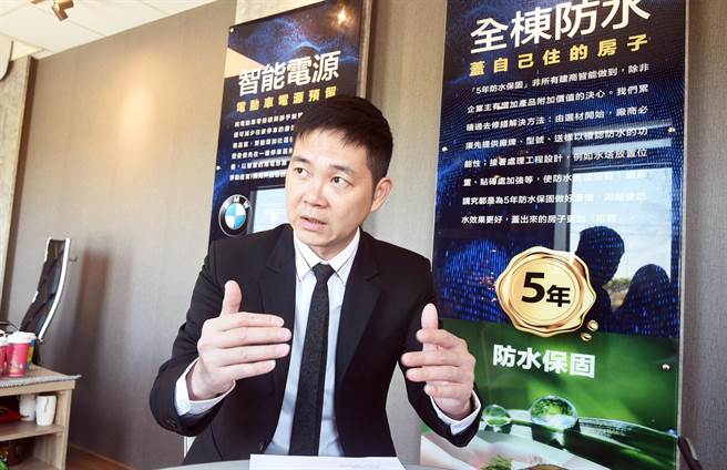 茄萣子弟陈冠霖在外经商事业有成后，首度跨足房地产，首宗开发案回到家乡茄萣，打造4栋透天厝。（柯宗纬摄）