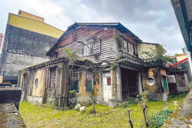 宜兰县陈土金医师宅经文化界提报为歷史建筑后，文资审议委员会安排月底现勘，审查结果预计明年出炉。（李忠一摄）