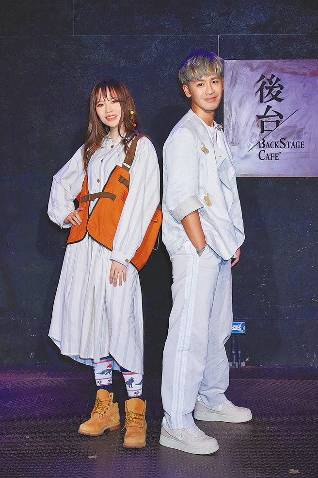 文慧如（左）生日音乐会邀鼓鼓担任嘉宾。（华研提供）