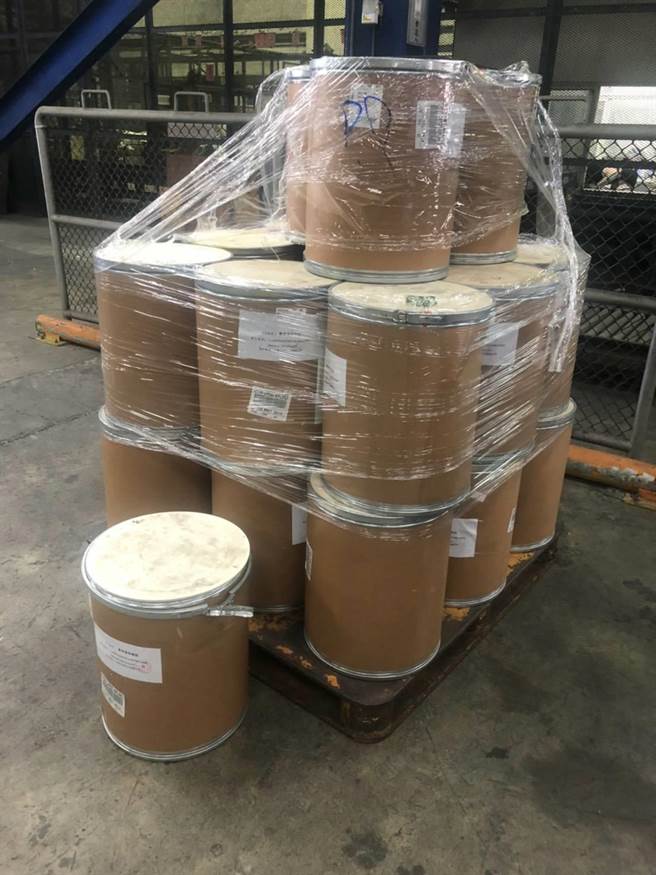 警调查获高男自陆走私制毒品原料「2–碘–甲基苯丙酮」，重达1000公斤数量惊人，台中地检署依违反《毒品危害防制条例》起诉。（检方提供／陈淑芬台中传真）