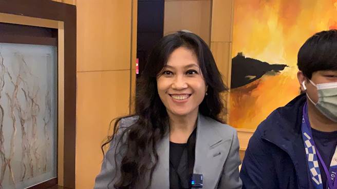 总统府发言人谷辣斯针对参选花莲县长做最新回应，强调「稍安勿躁」，党会挑选出做适合的人选。（王志伟摄）