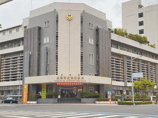 1218公投决战，高雄市警局配置制服警和协勤民力逾4600人投入维持投开票秩序。（本报资料照片）