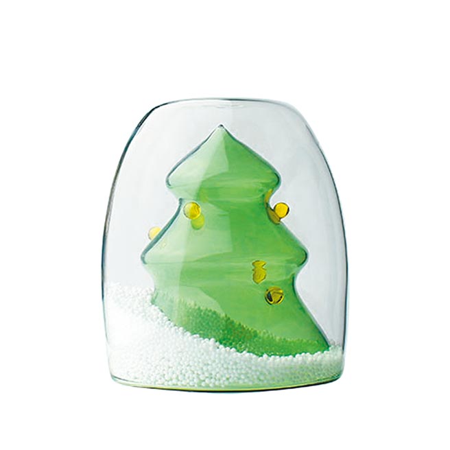 PChome 24h購物的好玻GOODGLAS耶誕樹雙層玻璃杯，31日前特價590元。（PChome 24h購物提供）