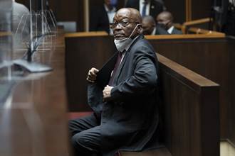 南非法院駁回假釋 下令前總統朱瑪回監獄服刑