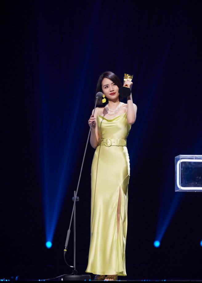 薛之谦当眾对女星刘惜君开黄腔引起争议。（图／微博）