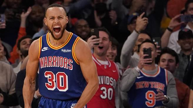 柯瑞成为NBA歷史三分球王(美联社)