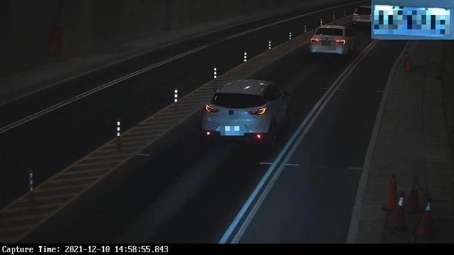 透過車牌辨識系統，在蘇花改公路一連攔下兩輛欠繳違規罰款車輛。（行政執行署花蓮分署提供／王志偉花蓮傳真）