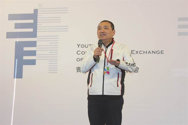 侯友宜出席青年未来展望交流会，被问到未来是否有可能脱党参选甚至创党？他仅回应，「保护善良人民的初心从没变过」。（陈慰慈摄）