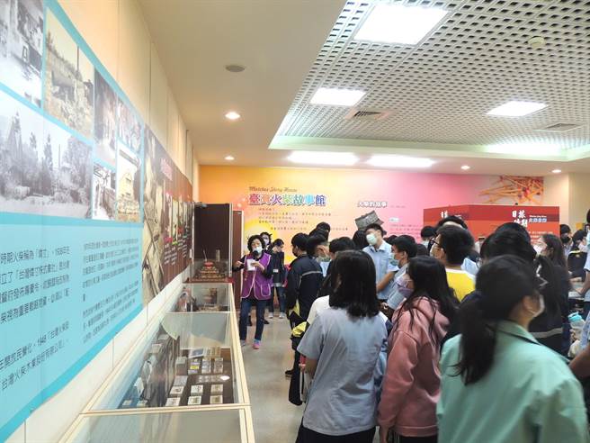 台中高工「卖火柴的小男孩—中工校园周边下桥子头产业与聚落变迁」教案，深入社区认识火柴产业发展的兴衰。（台中市文化局提供／陈淑芬台中传真）