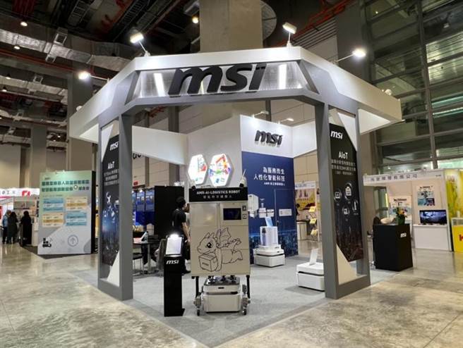 微星科技展现AIoT智慧工厂应用实力，旗下AMR自主型机器人及IPC工业电脑登「台湾机器人与智慧自动化展」端成果。图／微星科技提供