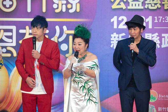 白冰冰（中）今上午出席在新竹县政府举行的活动宣传记者会。（中视提供）