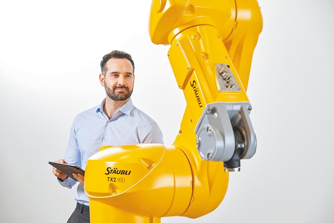 史陶比尔新款六轴机器人亮相。图／史陶比尔提供