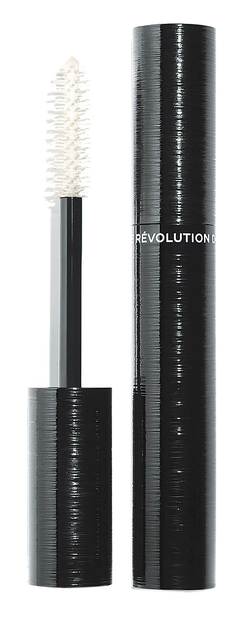 香奈儿增量浓密睫毛膏#10深黑，6g，1230元。（香奈儿提供）