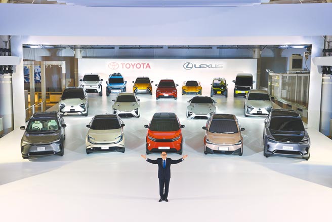為了達到碳中和的目標，TOYOTA總裁豐田章男親自發布未來旗下TOYOTA、LEXUS將推出各類型電動車。（TOYOTA提供）