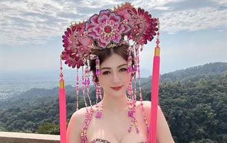 175cm最美宮廟禮生布料太少 激露「私密刺青」好養眼