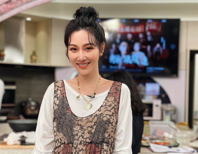 曾莞婷演藝生涯至今累積不少代表作，從性感女星成功蛻變為演技派。（圖／臉書@曾莞婷）