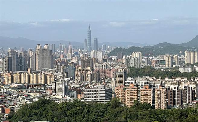 从房地合一2.0到未来禁止换约，颠覆房巿交易习惯。（资料照，陈信翰摄）