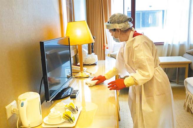 案例16851的同楼层共有六人其中四人基因序列相同，陈时中说四个案例基因定序相同，一定是有源头，三个一定会改列为本土。图为防疫旅馆示意图，与新闻事件无关。（图／观旅局提供）