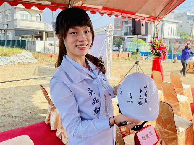 朴子市长吴品叡表示，筹画新建集会所，从土地取得到经费争取，都非常不容易。（朴子市公所提供∕吕妍庭嘉义传真）