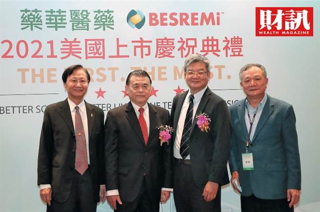 走了10年的新药产业，至今赌的还是解盲会不会过关？根据《财讯》报导，导致当前生技股出现两极化走势，取得药证的药华药一路高歌，解盲失利的杏国却连续10根跌停板。(图/财讯提供)