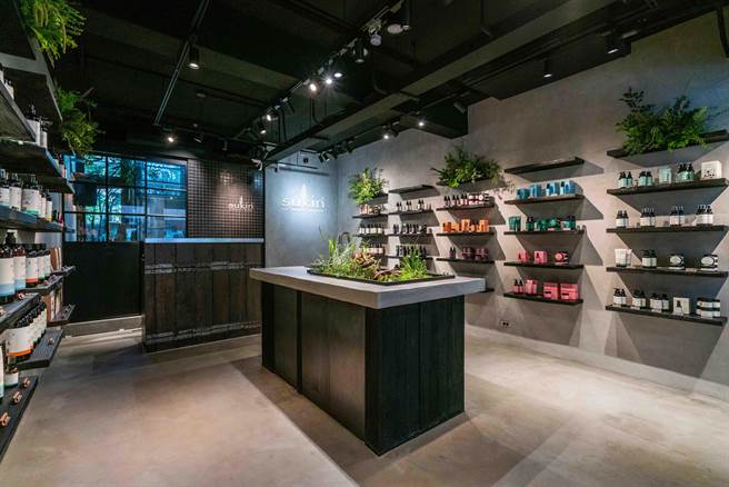 Sukin台湾独创全球，在台湾开设全球首间品牌概念店，期望打造一个会呼吸、有温度的空间。(Sukin提供)
