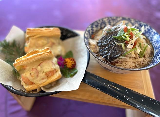 全日餐厅Wok on the Park每日6点半至10点半的早餐时段，在欢庆5周年期间，提供房客主餐及半自助吧餐点无限量供应服务，每周还有不同的主餐，首波推出中式「乌鱼麻油麵线」及西式的「莳萝鲜虾脆烧饼」。（何书青摄）