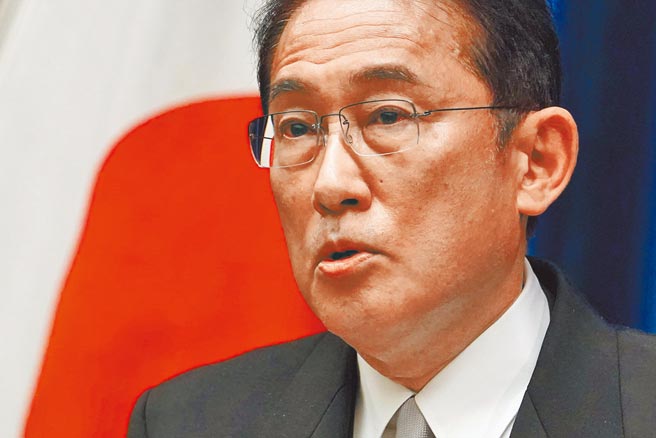 日本首相岸田文雄昨日上午在参议院预算委员会上，谈到北京冬奥时首度表态：「我本人目前没有计画参加」。（新华社）