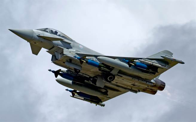英國皇家空軍「颱風（Typhoon）」FGR4戰機的資料照。（達志影像/Shutterstock）