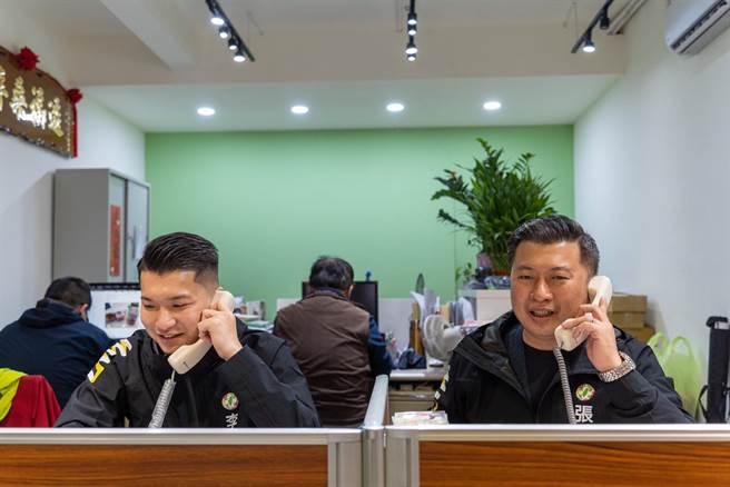 綠營民代立即配合總統指示，成立「新北市公投催票及選務爭議事件回報中心」。（張志豪提供）