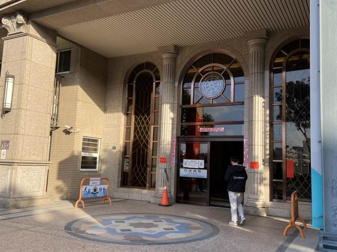 新竹市有地方性喝好水公投，18日當天發生3起與喝好水公投有關的突發狀況。（民眾提供／邱立雅竹市傳真）