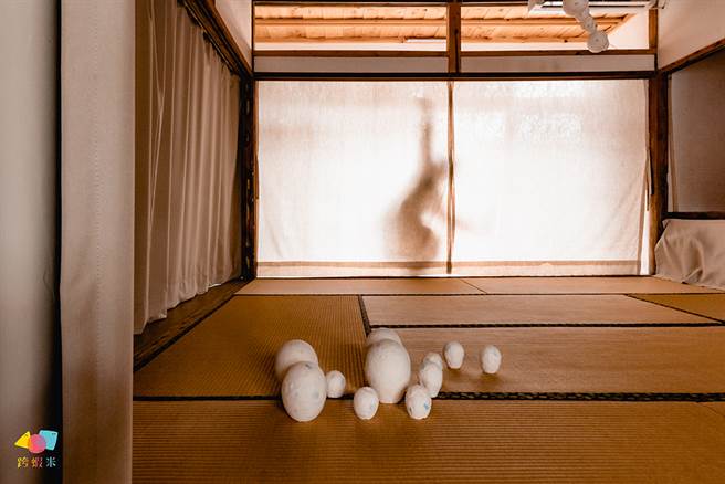 「跨虾米艺术节」是民间自发策画的活动，展现自由的创新精神，也凝聚相同意识的地方人士，透过艺术节的举办，为老街区注入创作活水，也让城市带来更多活力。(摄影/朱上均)