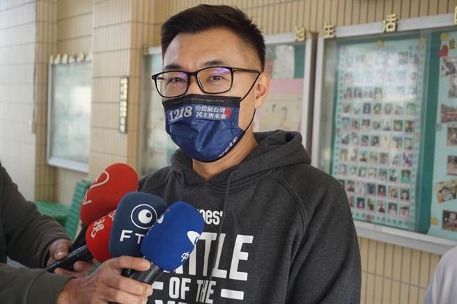 国民党立委也是公投绑大选领衔人江启臣。（王文吉摄）