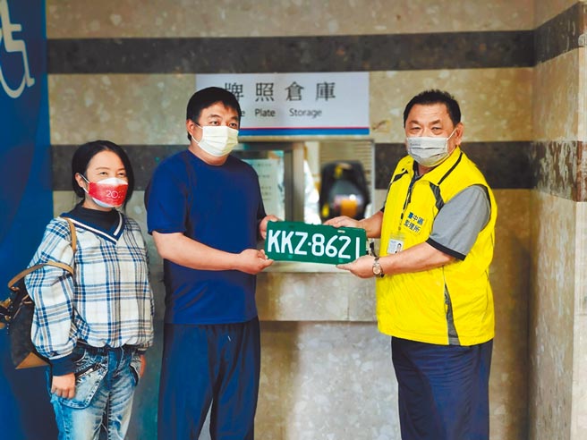 丰原监理站辅导梨山社区发展协会成立市区客运业，为在地居民提供4大部落接送服务。（丰原监理站提供／王文吉台中传真）