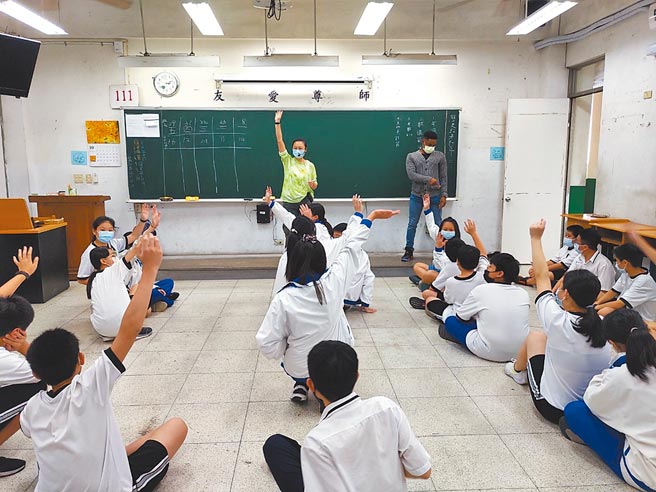 技职类私校受少子化波及，不少学校深深有感学生数逐年减少，校长直呼「办学不难、难在招生！」图非当事学校。（桃园市教育局提供／陈梦茹桃园传真）