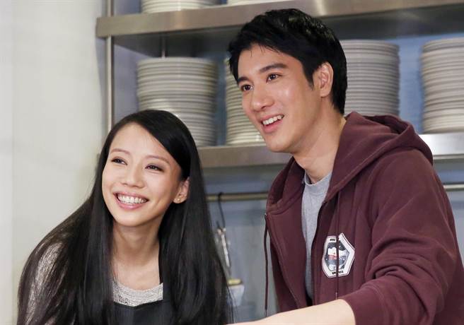 命理师邱彦龙以姓名学角度分析，王力宏和李靓蕾原本就属于「业力姻缘」。(图/本报系资料照/张佑铭摄)