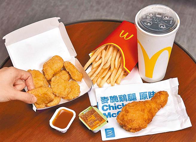 台湾麦当劳近日宣布，因疫情影响导致醣醋酱库存吃紧，因此美国产的醣醋酱将由韩国产的取代。(业者提供)
