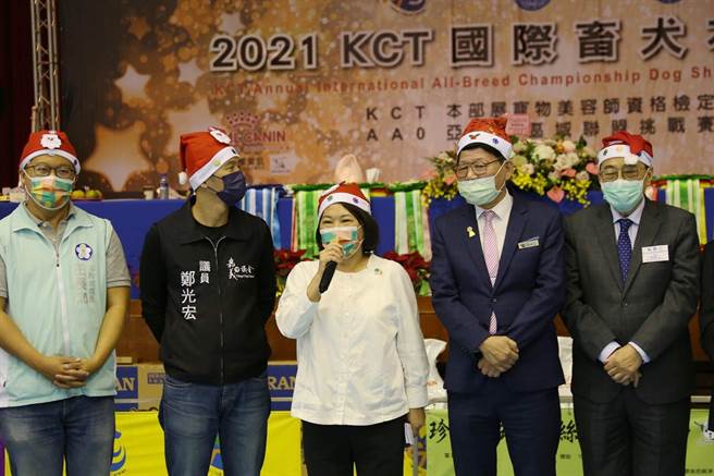嘉義市長黃敏惠感謝台灣畜犬協會舉辦這場大型賽事，為嘉義市帶來不少觀光經濟效益。（嘉義市政府提供∕呂妍庭嘉義傳真）