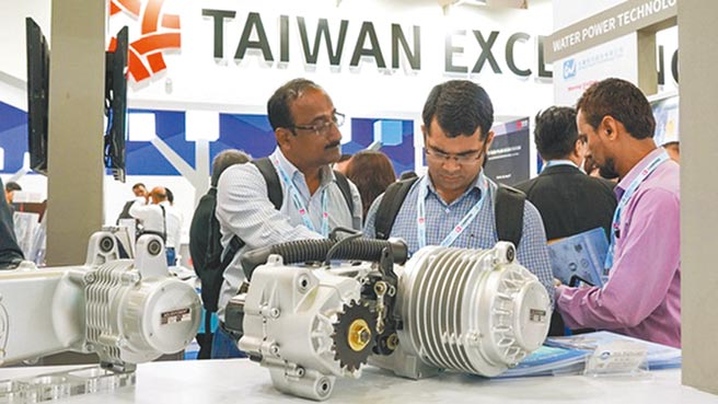 印度媒体报导，印度与台湾已开始就洽签自由贸易协定（FTA）、设立半导体中心展开协商。图为2018年亚洲智慧城市展在印度举行，台湾制产品受到欢迎。（外贸协会提供）